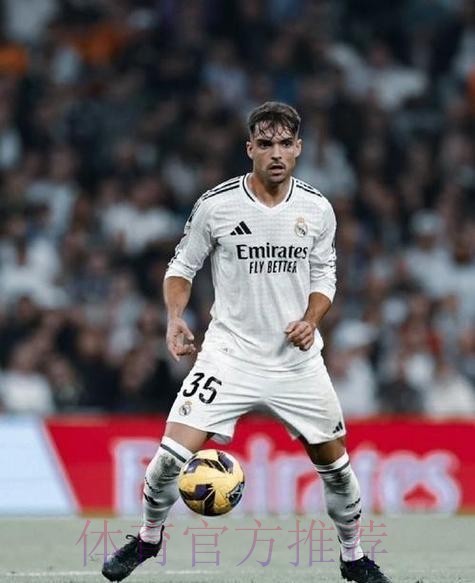 马卡:皇马认为阿森西奥值7000万 内部与约罗比较 马卡:皇马认为阿森西奥值7000万 内部与约罗比较